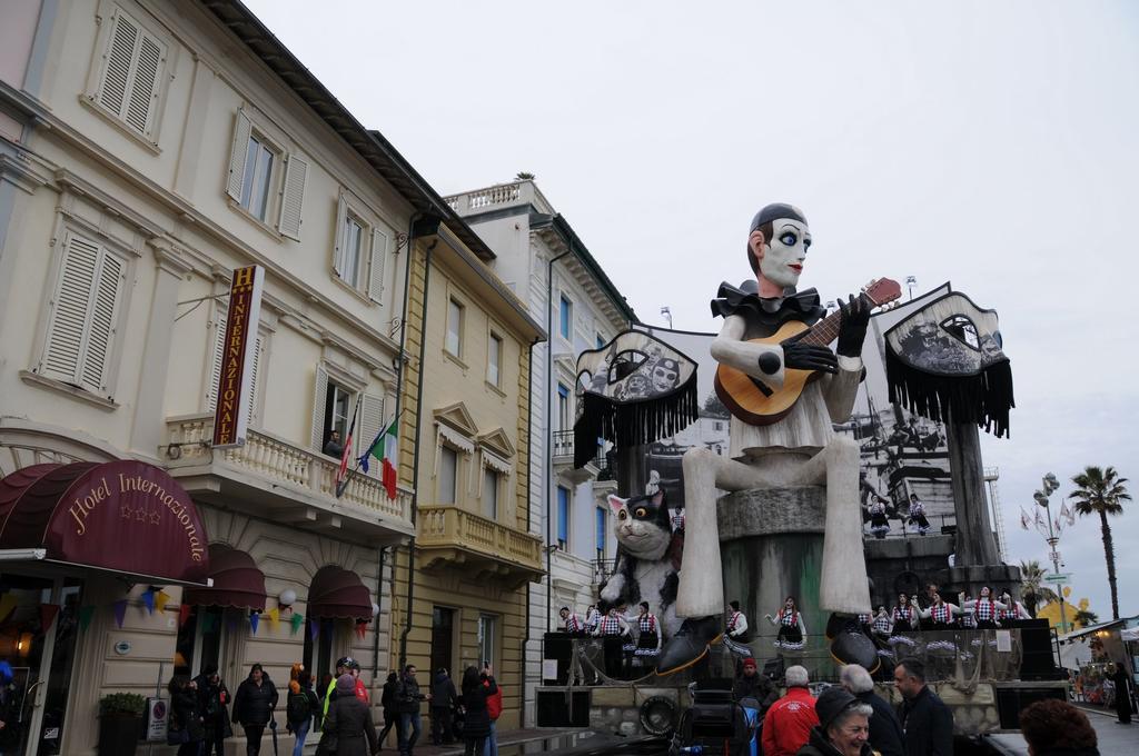 Hotel Internazionale فياريجيو المظهر الخارجي الصورة