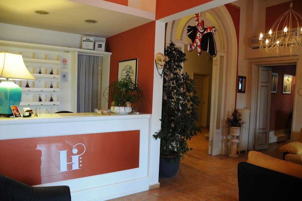 Hotel Internazionale فياريجيو المظهر الخارجي الصورة